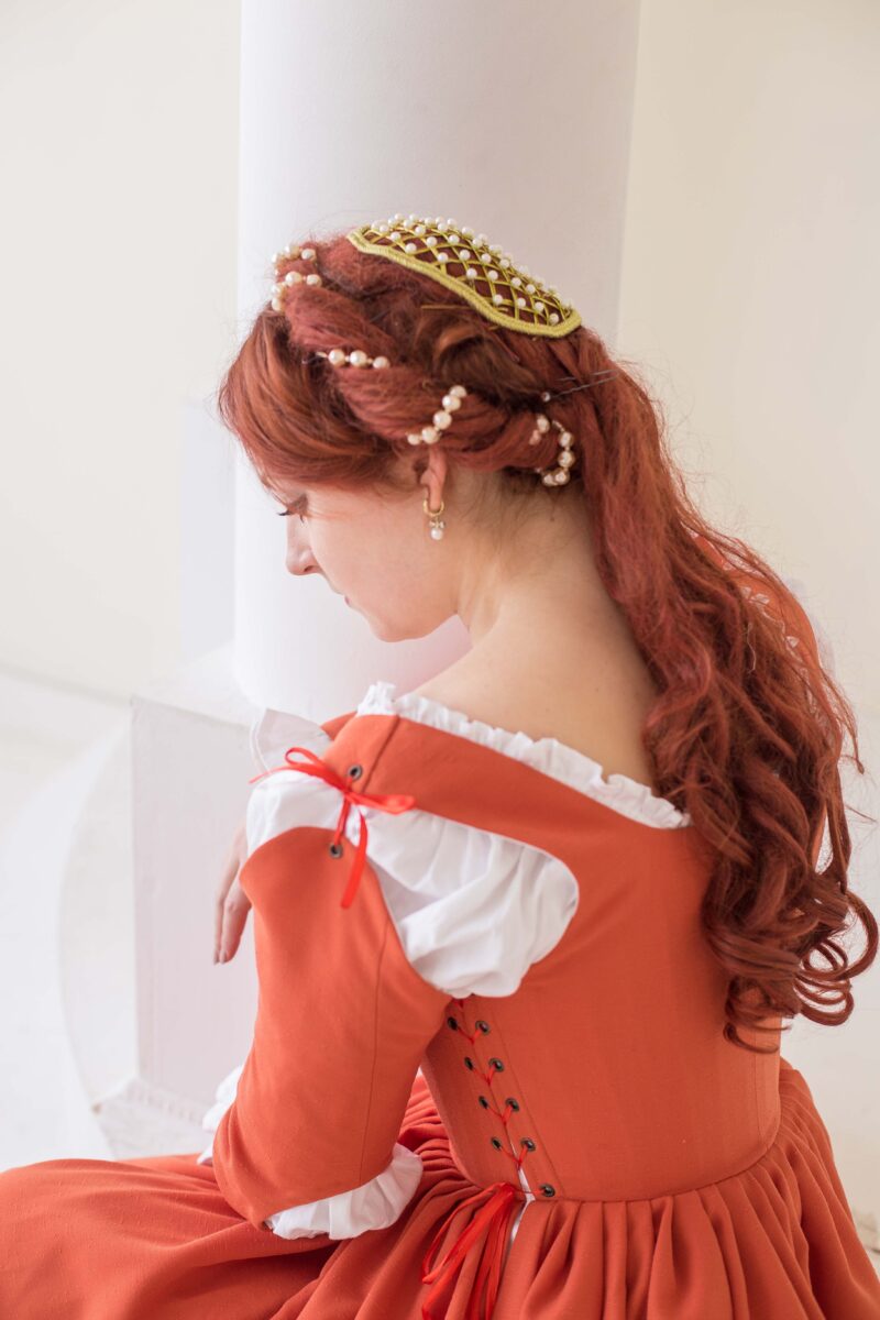 Renaissance Townswoman Dress, 1490s Red Linen Gown, Renfaire Earthly Gown, Renaissance Kirtle - Image 5