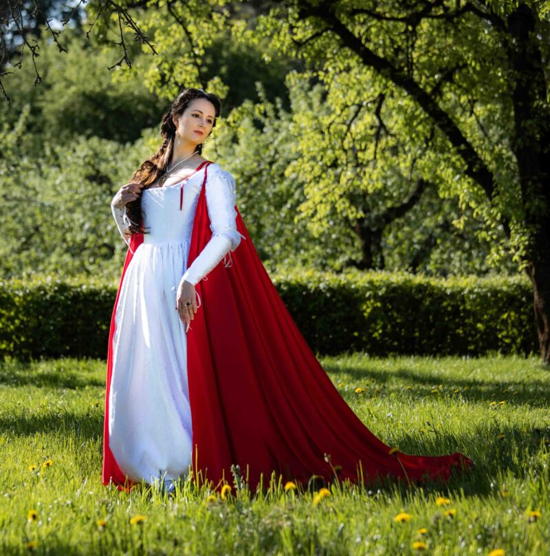 Red Renaissance Wedding Cape, Medieval One Size Cape, LARP Elvish Fantasy Cape - Image 4