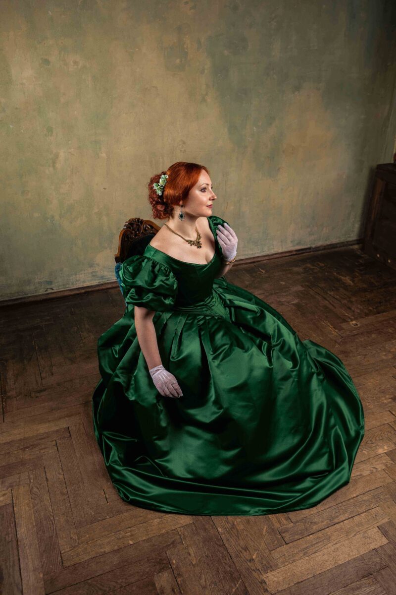 Christmas Green Ladie's Ball Gown, 1850s Crinoline Victorian Dress, American Civil War Gown - Image 4