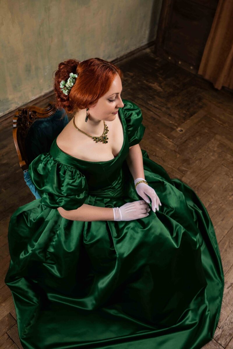 Christmas Green Ladie's Ball Gown, 1850s Crinoline Victorian Dress, American Civil War Gown - Image 2