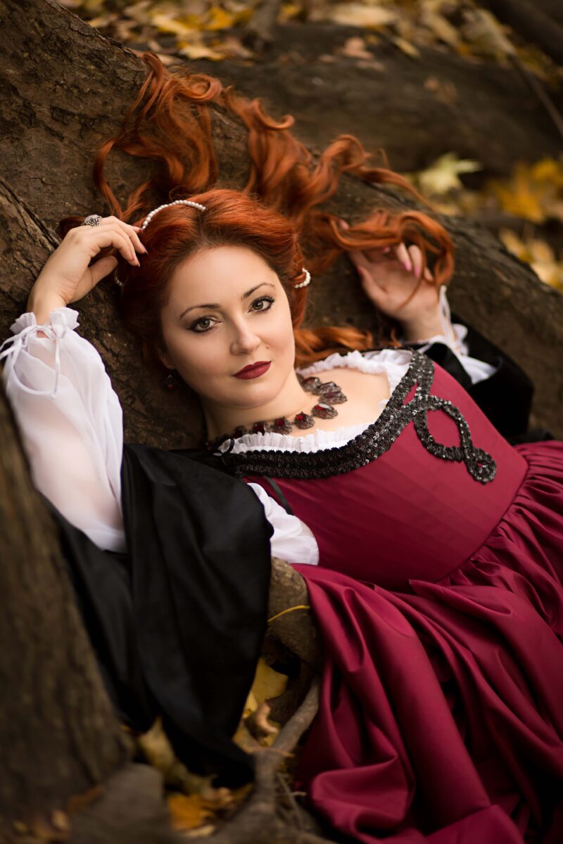 Dark Fantasy Renaissance Dress, Red and Black Renaissance Gown, Gothic Renaissance Gown, 1500s Renfaire Outfit - Image 5