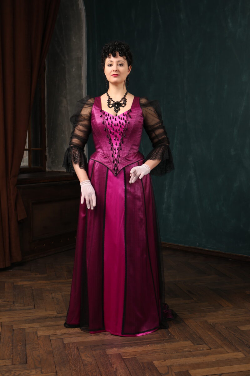 Belle Epoque Beaded Gown, 1890s Couture Victorian Dress, Gilded Age Pink and Black Ballgown - Image 2