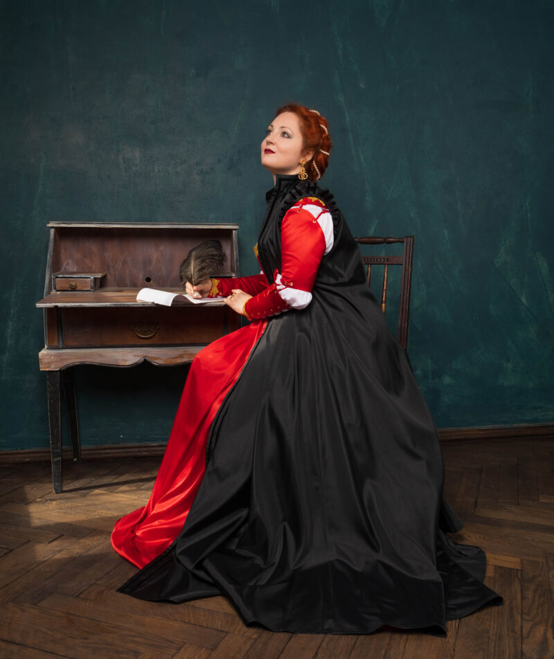 Black Renaissance Cloak, Lucretia Borgia Gown, 1500s Taffeta Coat, Renaissance Tudor Cape