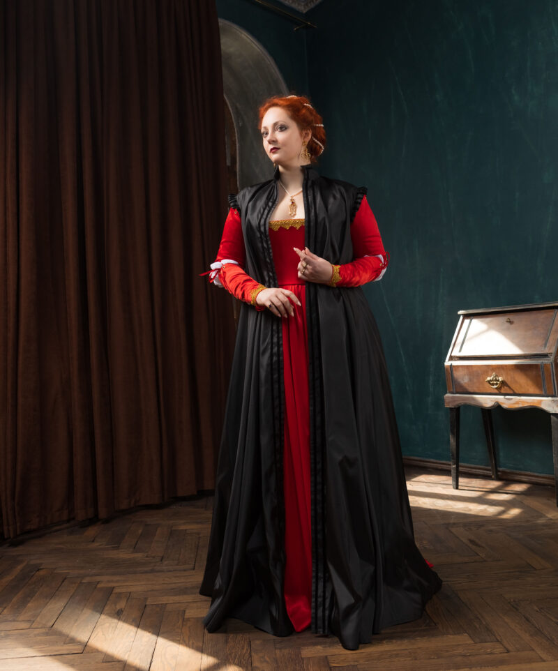 Black Renaissance Cloak, Lucretia Borgia Gown, 1500s Taffeta Coat, Renaissance Tudor Cape