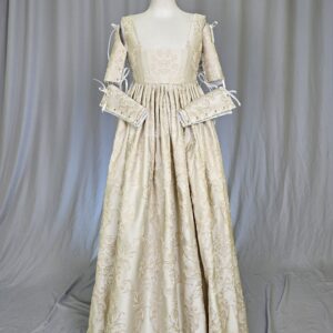 Renaissance Wedding Dress, Off-white Basic Renfaire Gown, 1490s Lucrezia Borgia Outfit