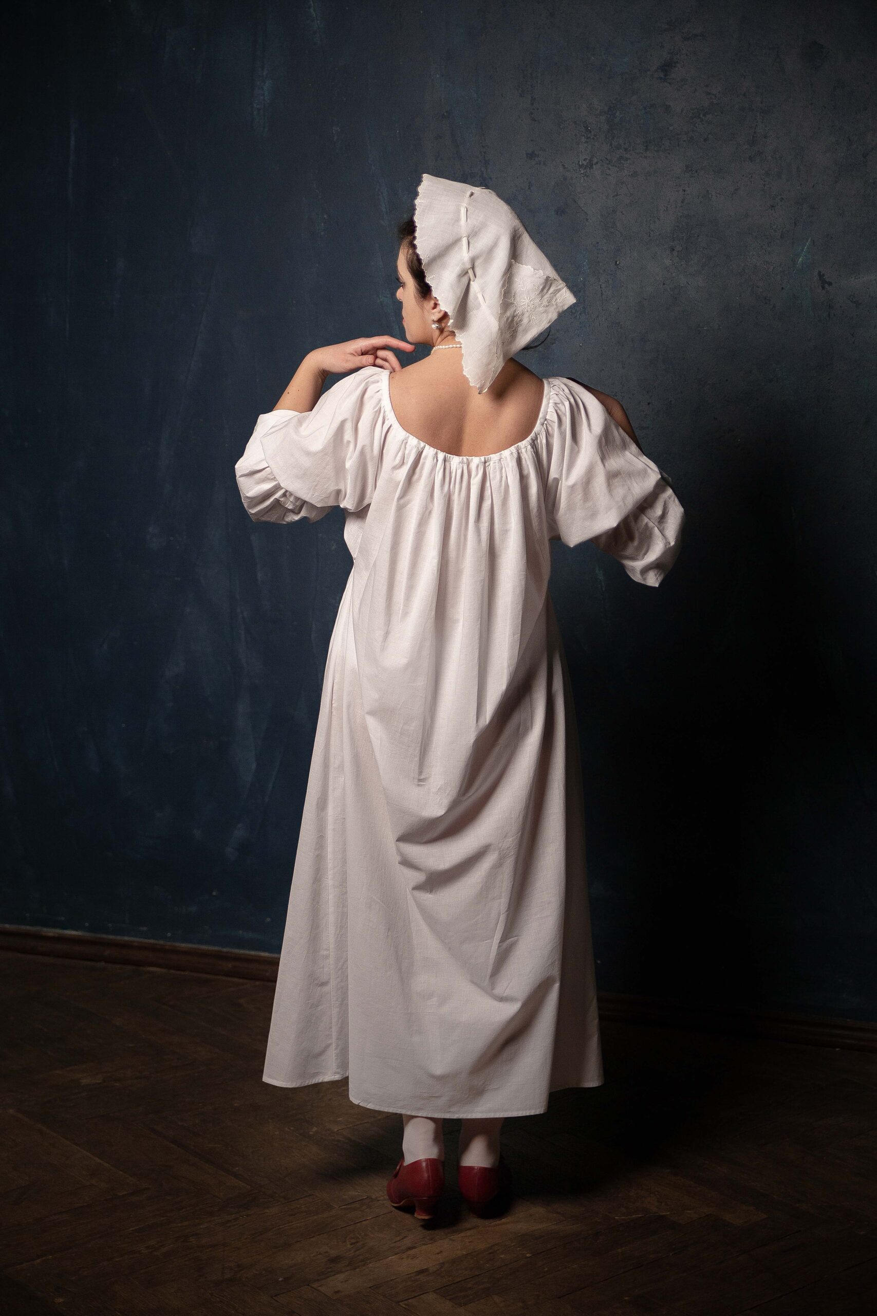 Rococo Chemise 1780 Batiste Smock, 18th Century Shirt With Puffy Sleeves, Historical Underwear - Image 4