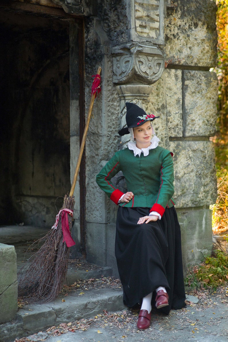 Elizabethan Green Linen Jacket, 1600s SCA Witch Costume, Mayflower Thanksgiving Halloween Outfit - Image 3