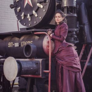 Victorian Era Gown, Bustle Taffeta Dress, Steampunk Costume