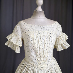1830s Flowery Muslin Dress Hostorical Jane Eyere Gown