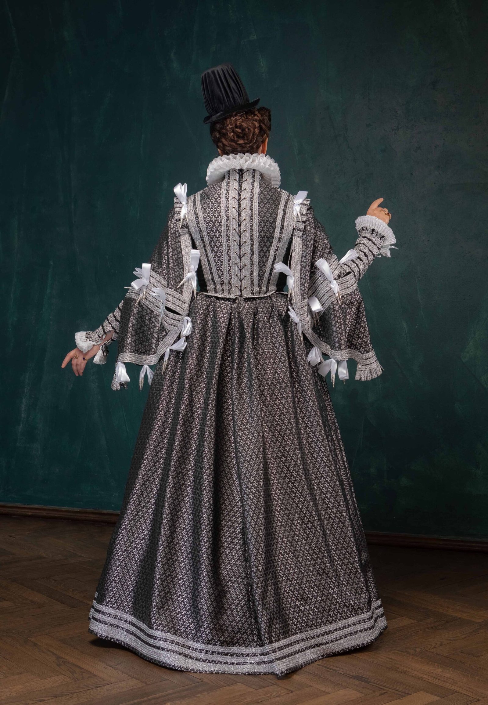 Renaissance Court Gown, 1570s Spanish Royal Dress, Black and Silver Queen Historical Reenactment Attire - Image 7