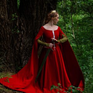 1400s Red Medieval Dress: 15th Century Reenactment Gown for Renfair and LARP