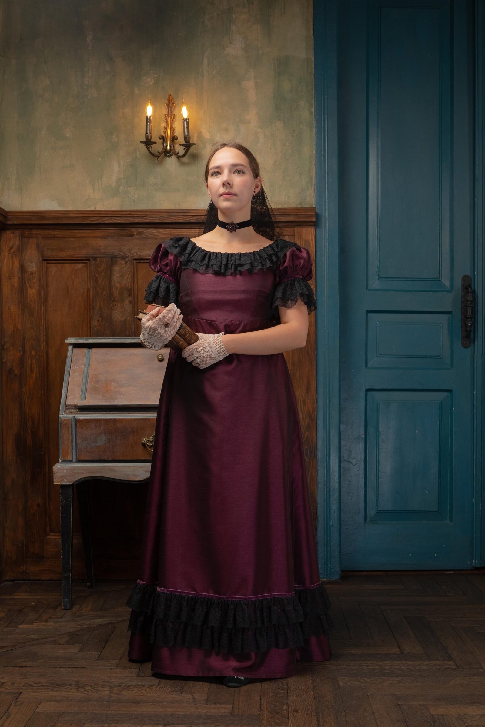 Regency Dress in Burgundy Taffeta and Black Lace, 1810s Gothic Historical Evening Gown - Image 8