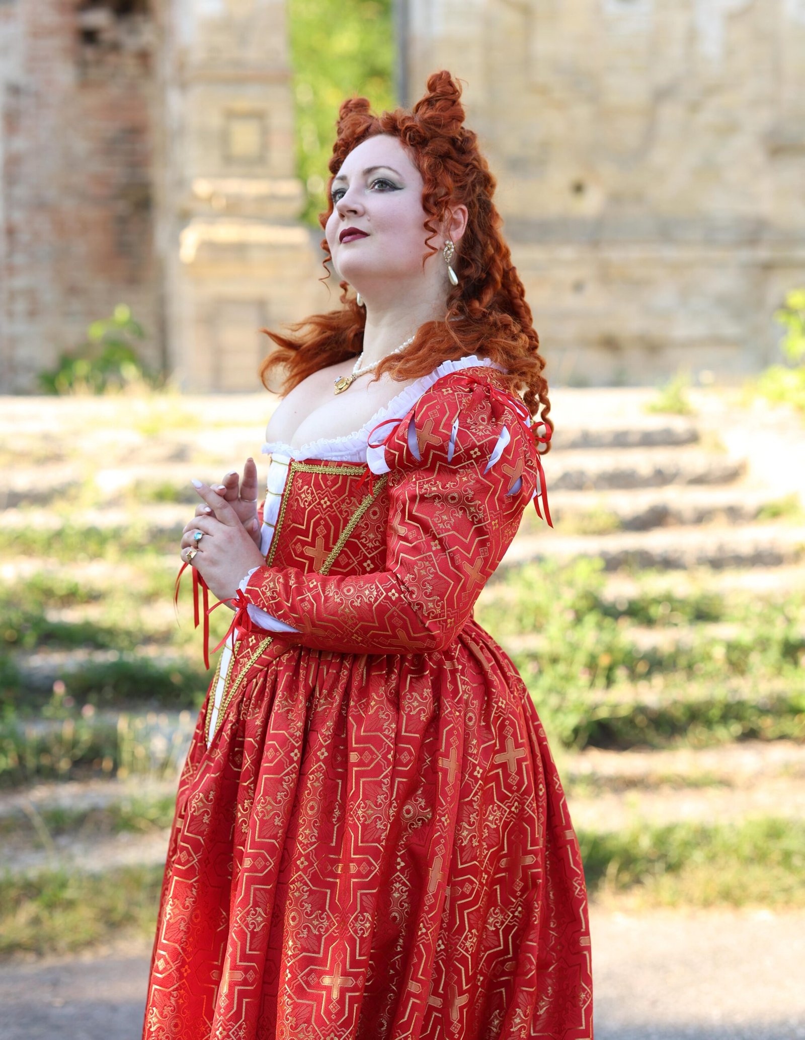 Virtuous Courtesan Renaissance Gown, 1570s Red and Gold Veronica Franco Dress for Venice Carnival - Image 13