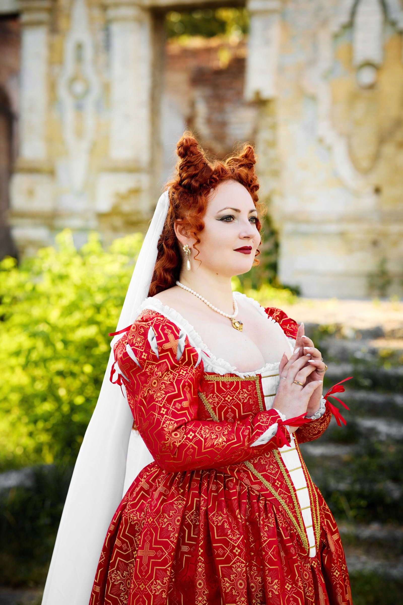 Virtuous Courtesan Renaissance Gown, 1570s Red and Gold Veronica Franco Dress for Venice Carnival - Image 9