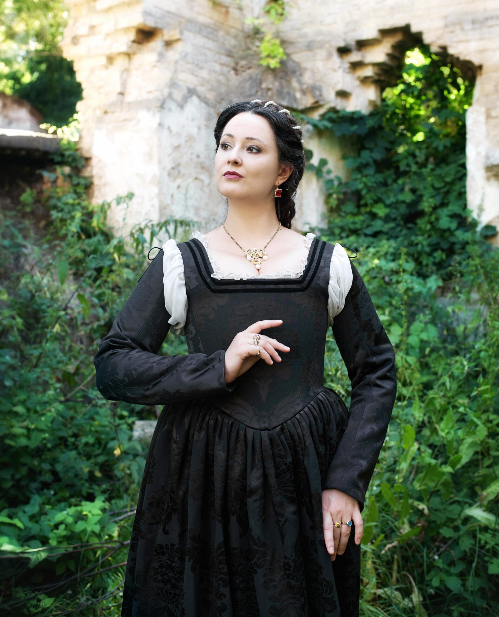 Black 1550s Renaissance Gown, Gothic Renfaire Outfit - Image 8